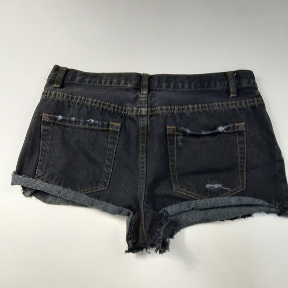 Forever 21 Distressed Denim jeans shorts - Picture 6 of 6